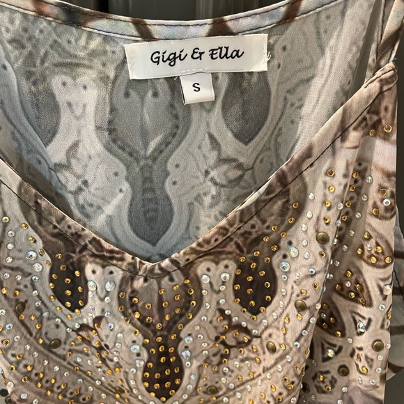 Romper - Picture 2 of 7